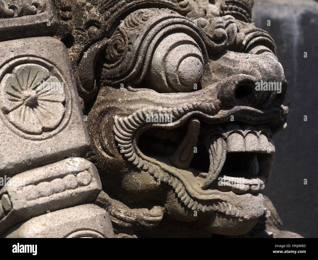 Barong statua di pietra. Bali, Indonesia Foto Stock