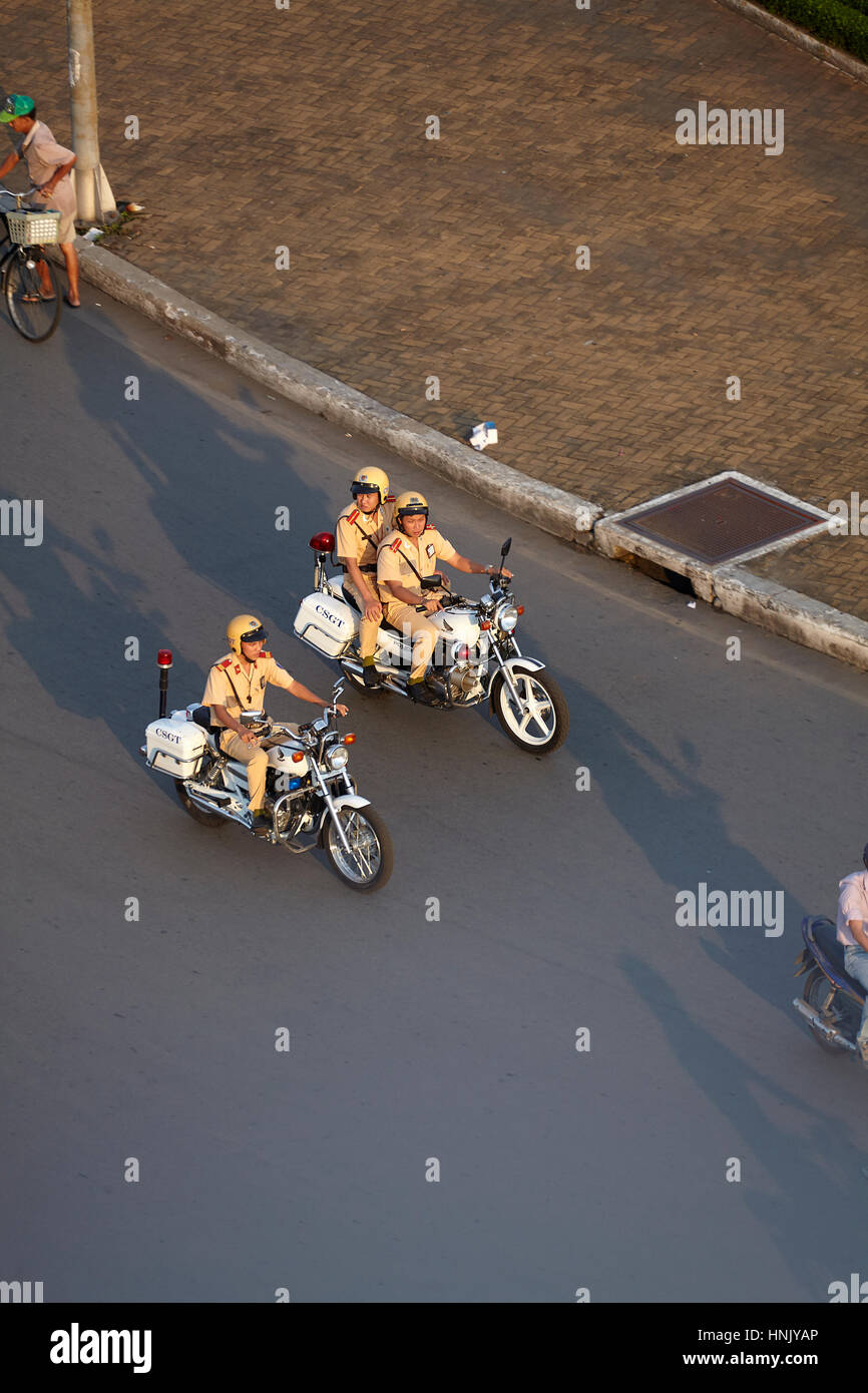 La polizia moto Ben Thanh cerchio di traffico, la città di Ho Chi Minh (Saigon), Vietnam Foto Stock