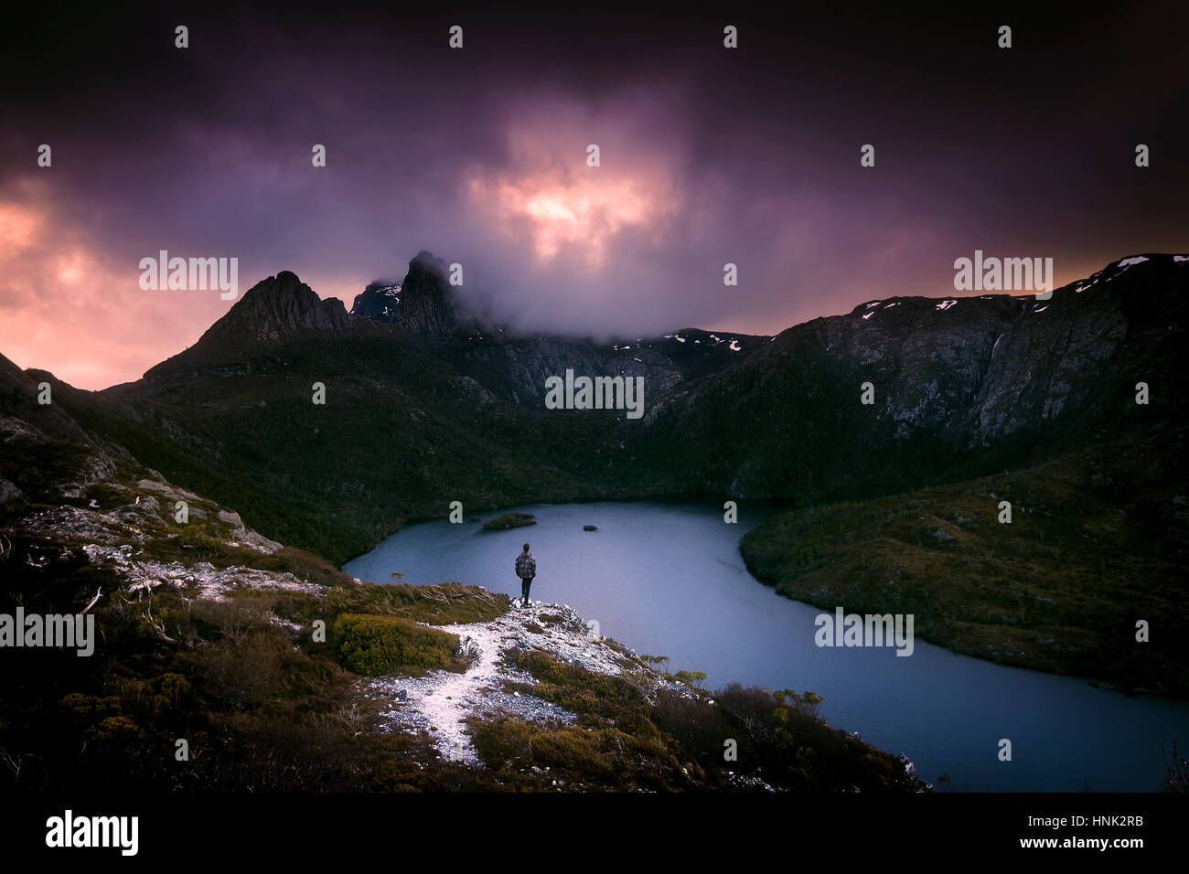 Il Blu ora - Cradle Mountain, Tasmania Foto Stock