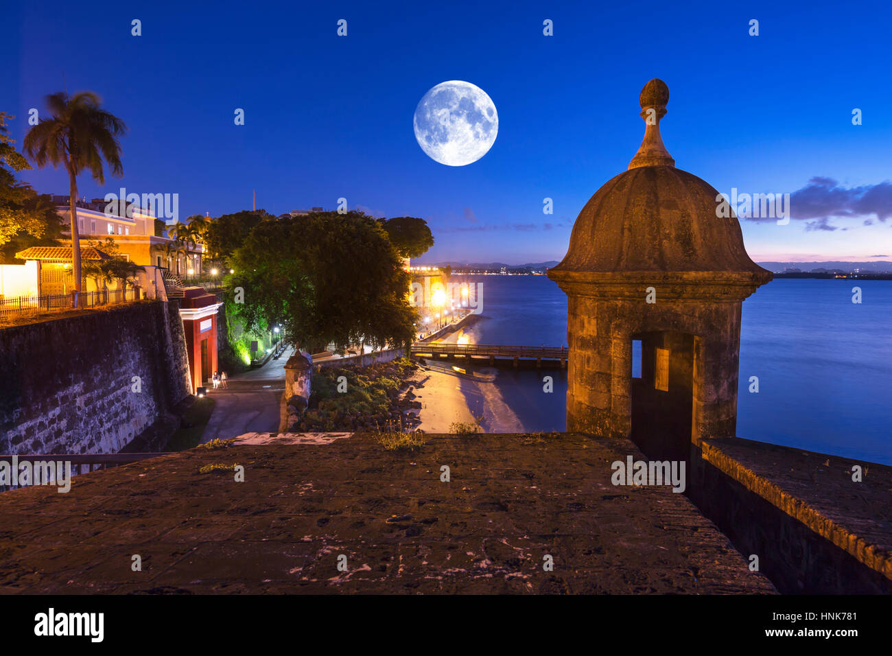 Garitta CITY GATE PASEO LA PRINCESA PROMENADE Città Vecchia di San Juan di Porto Rico Foto Stock