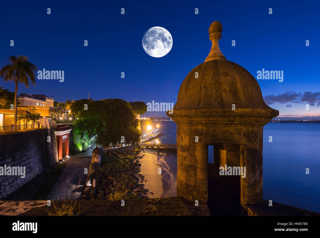Garitta CITY GATE PASEO LA PRINCESA PROMENADE Città Vecchia di San Juan di Porto Rico Foto Stock