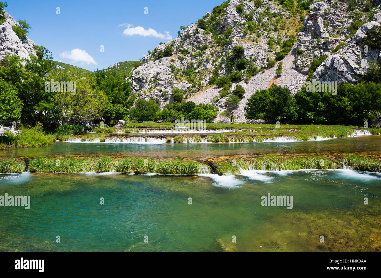 Fiume Krupa e le sue cascate. Croazia Foto Stock