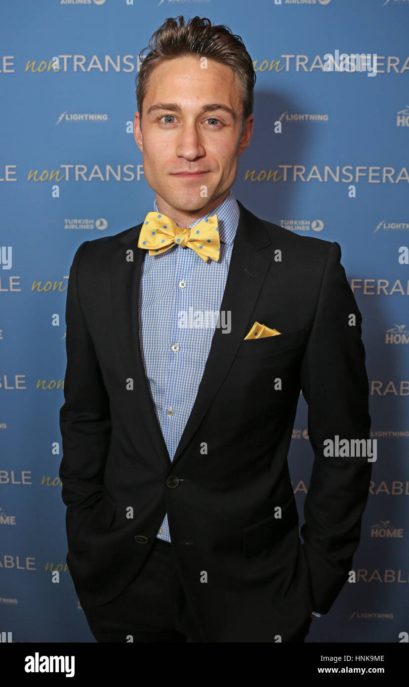 Il cast principale della nuova commedia romantica non trasferibile al Launch Party in Hollywood, CA. Foto Stock