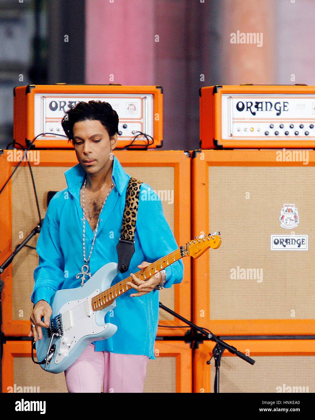 Il principe sul palco di eseguire durante il Good Morning America a Bryant Park a giugno 16, 2006 a New York City Foto Stock