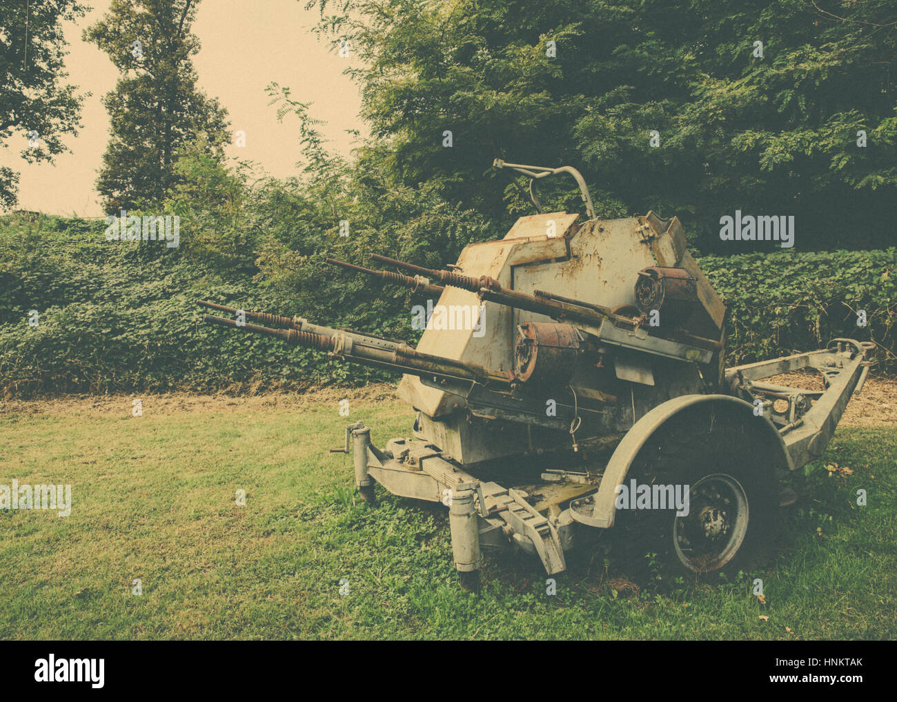 L'artiglieria durante la seconda guerra mondiale in un museo, con stile vintage Foto Stock