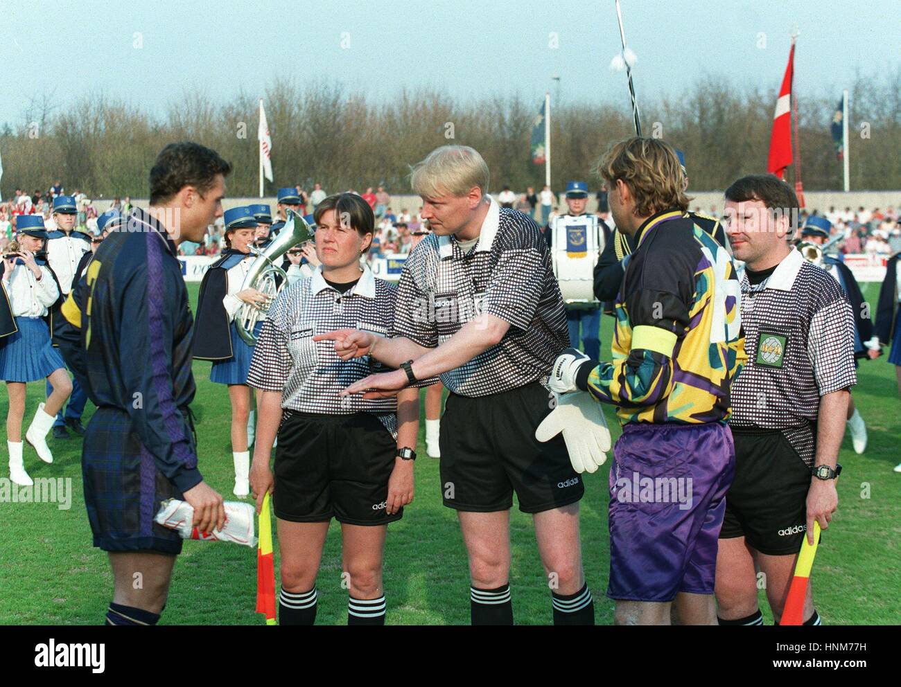 DEREK WHYTE CAPITANI LATO B SCOZIA V DANIMARCA 25 Aprile 1996 Foto Stock