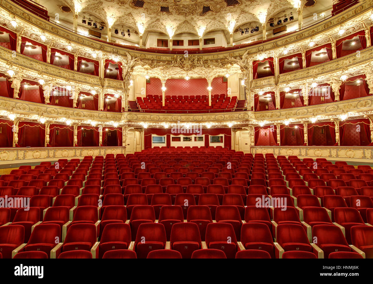 Auditorium interiore del grande teatro - Opera, Praga, Repubblica Ceca Foto Stock