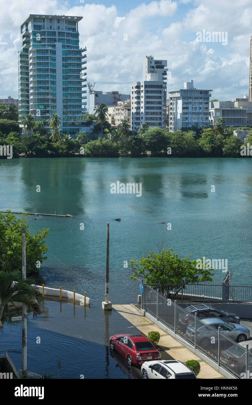 Strada di marea inondazioni CALLE MARSELLES quartiere Condado SAN JAUN PUERTO RICO Foto Stock