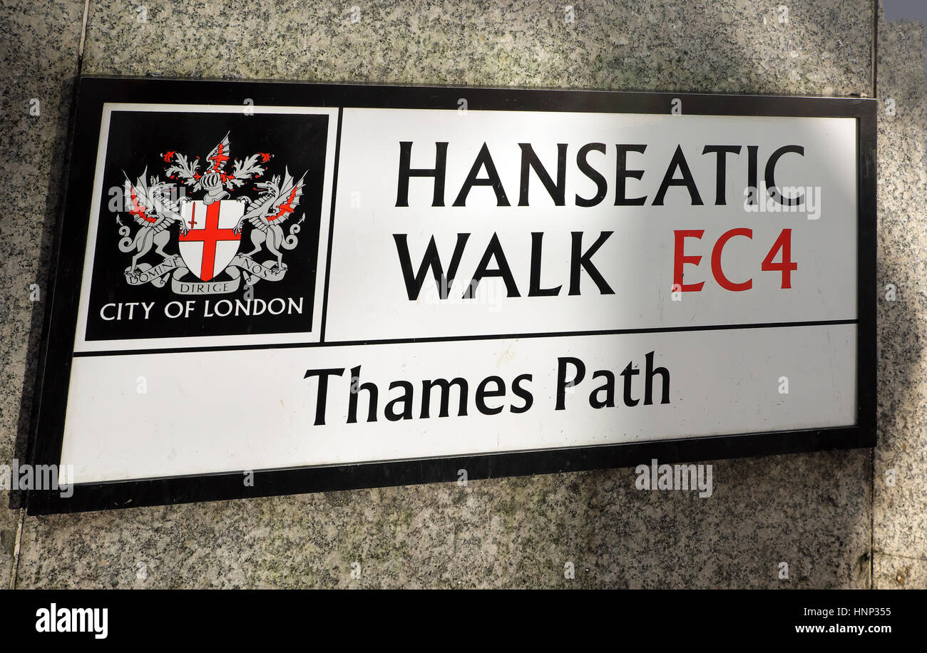 Hanseatic a piedi CE4 City of London Corporation Thames Path segno di strada lungo il fiume Tamigi a Londra REGNO UNITO KATHY DEWITT Foto Stock