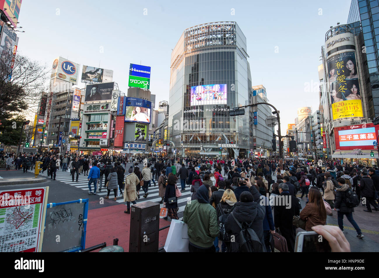 Tokyo , Giappone. Shibuya Crossing in ore diurne Foto Stock