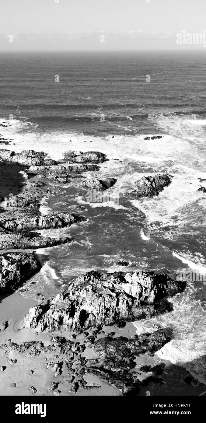 La sfocatura in Sud Africa sky oceano riserva tsitsikamma natura e rocce Foto Stock