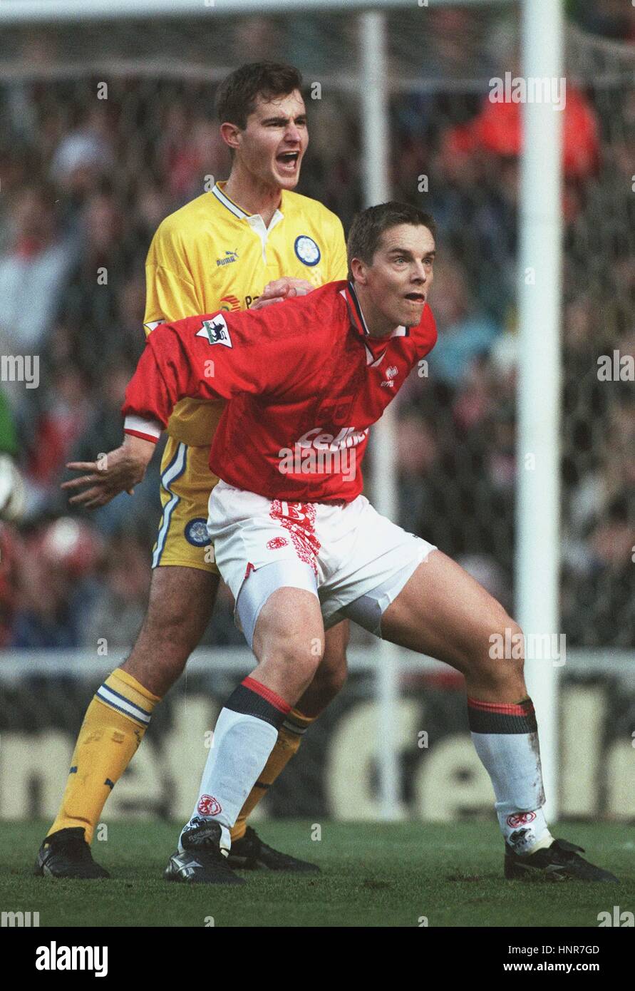 JAN FJORTOFT & DAVID WETHERALL MIDDLESBROUGH V LEEDS UTD 09 Dicembre 1996 Foto Stock