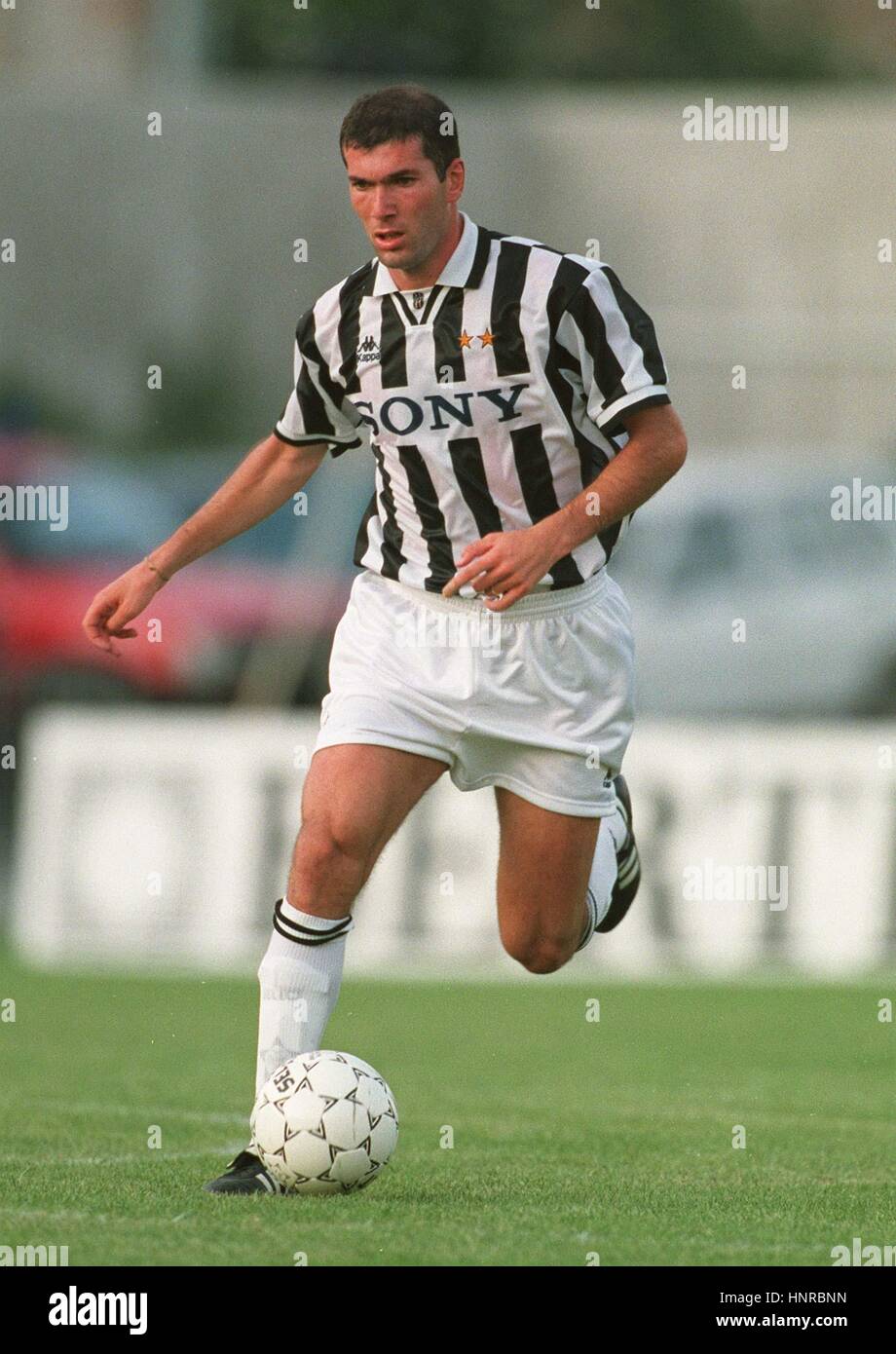 ZINEDINE ZIDANE JUVENTUS FC 19 Agosto 1996 Foto Stock