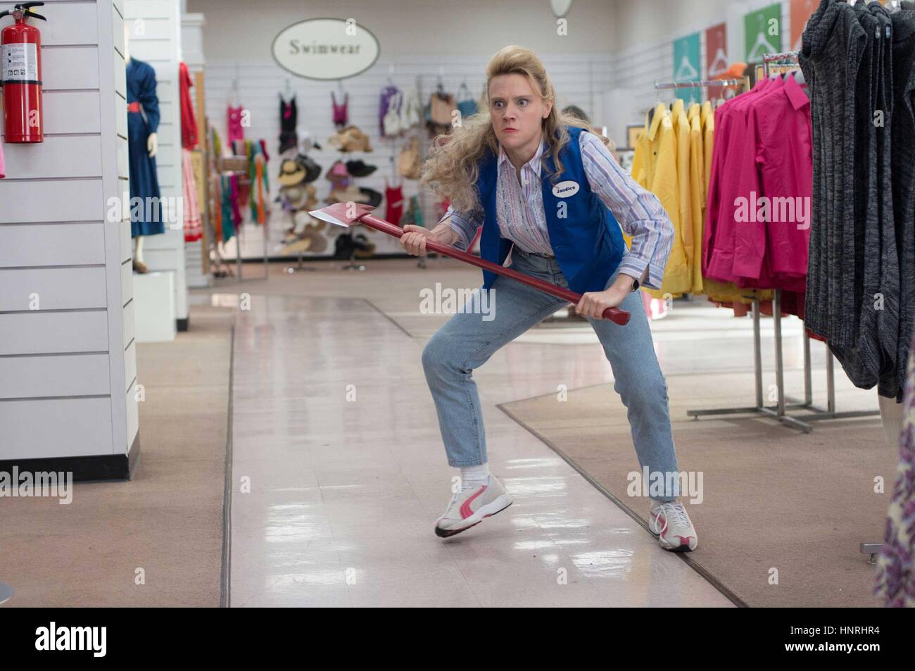 Data di rilascio: Settembre 30, 2016 Titolo: menti STUDIO: Relativity Media Director: Jared Hess trama: una guardia ad un blindato car company nel sud degli Stati Uniti organizza uno della più grande banca heists nella storia americana. Sulla base del mese di ottobre 1997 Loomis Fargo rapina starring: Kate McKinnon, Mary Elizabeth Ellis, Kristen Wiig Zach Galifianakis, Jason Sudeikis, Owen Wilson (credito: © Relativity Media/Entertainment Immagini) Foto Stock