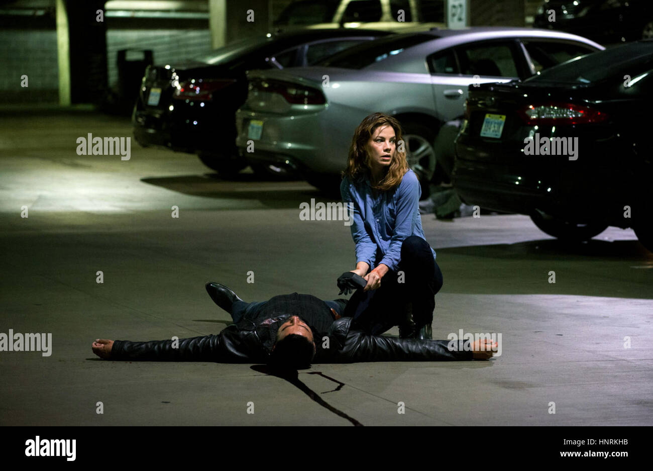 È insonne a 2017 crimine americano film di fiction diretto da Baran bo Odar, scritto da Andrea Berloff e interpretato da Jamie Foxx e T.I. come una coppia di corrotti Las Vegas poliziotti che la ricerca di uno dei loro figli rapiti Questa fotografia è per il solo uso editoriale ed è il copyright del film company e/o il fotografo assegnato dal film o società di produzione e può essere riprodotto solo da pubblicazioni in congiunzione con la promozione del film di cui sopra. Un credito per il film company è richiesto. Il fotografo deve anche essere accreditato quando noto. Foto Stock