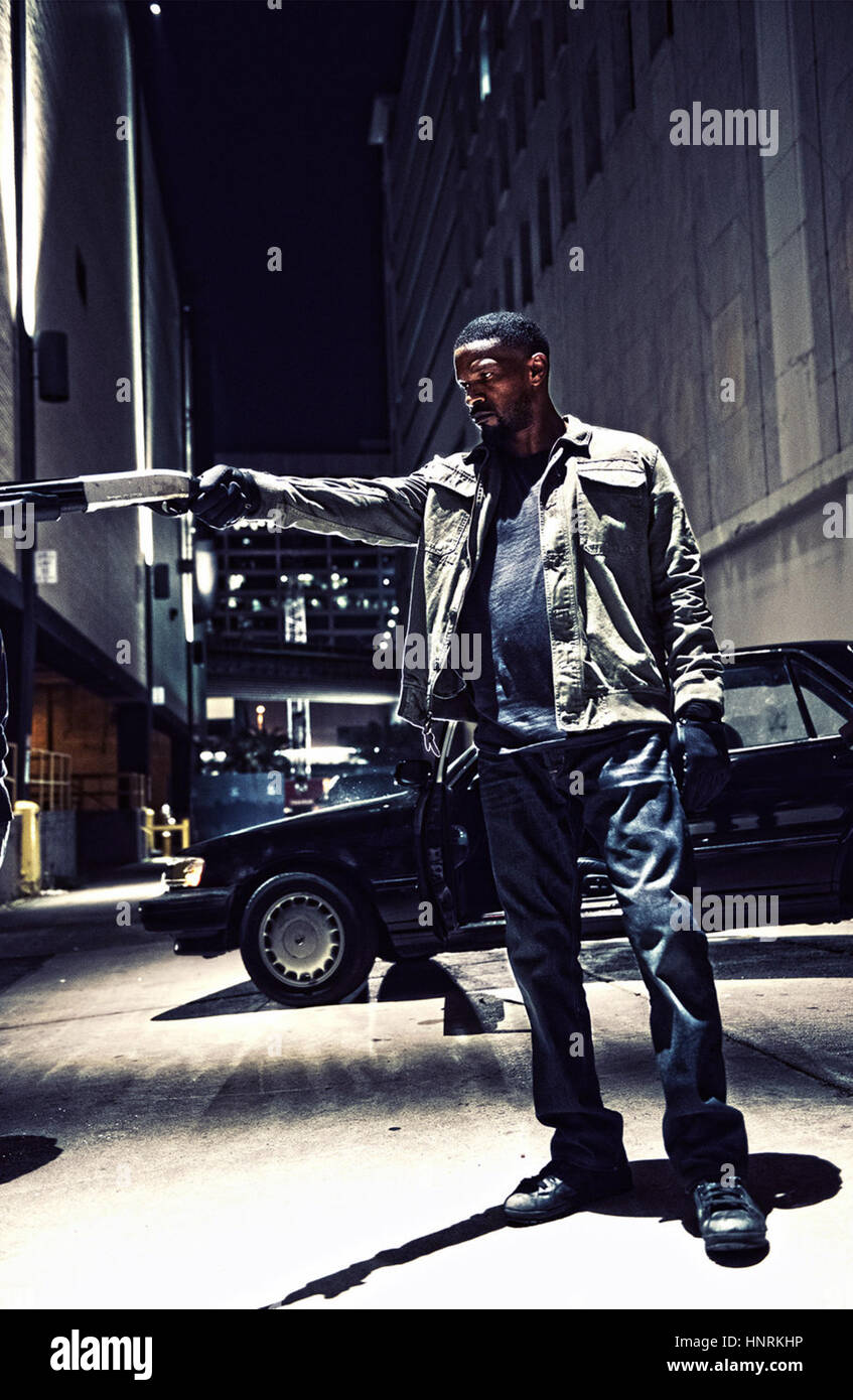 È insonne a 2017 crimine americano film di fiction diretto da Baran bo Odar, scritto da Andrea Berloff e interpretato da Jamie Foxx e T.I. come una coppia di corrotti Las Vegas poliziotti che la ricerca di uno dei loro figli rapiti Questa fotografia è per il solo uso editoriale ed è il copyright del film company e/o il fotografo assegnato dal film o società di produzione e può essere riprodotto solo da pubblicazioni in congiunzione con la promozione del film di cui sopra. Un credito per il film company è richiesto. Il fotografo deve anche essere accreditato quando noto. Foto Stock