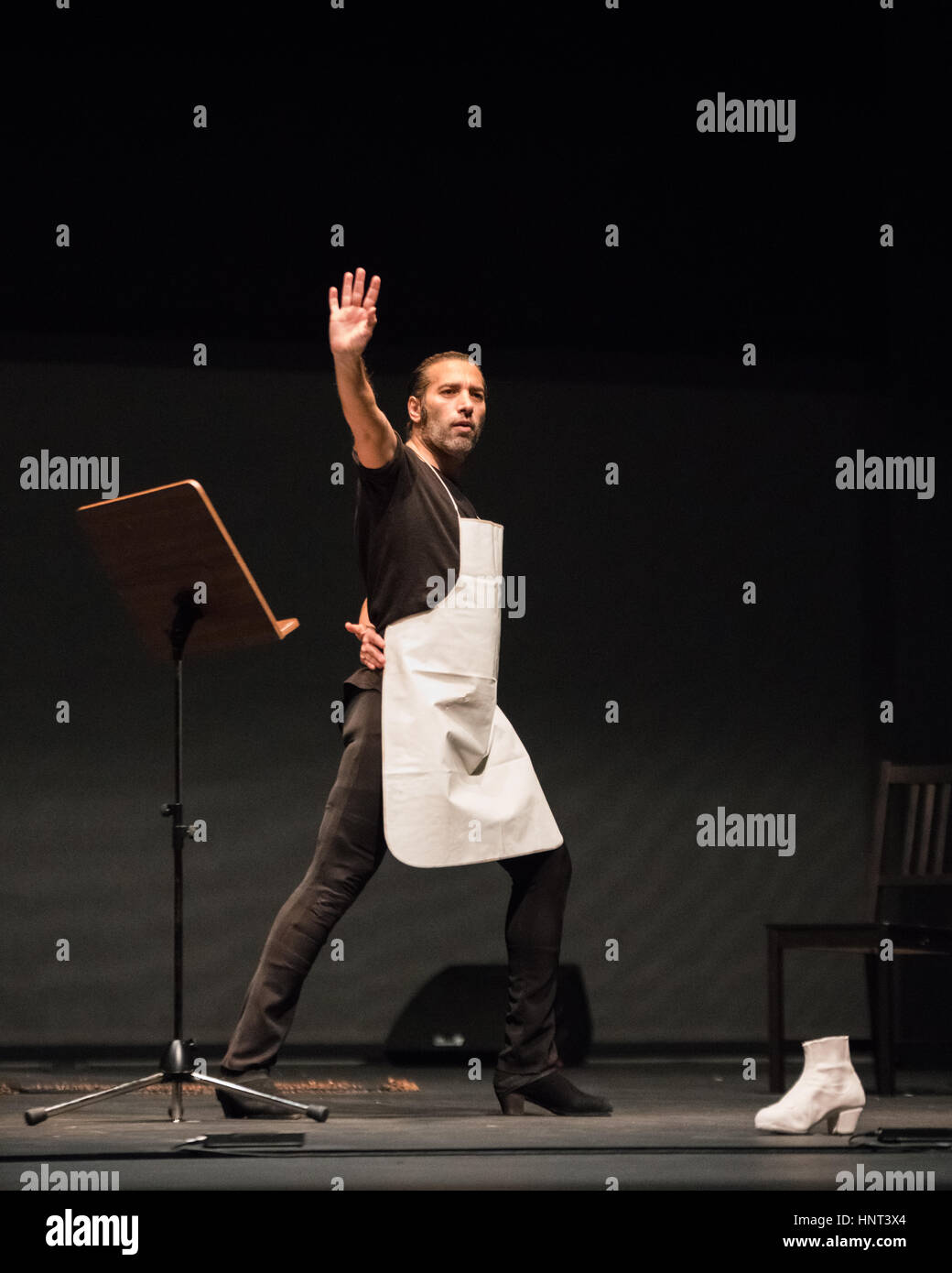 Londra, Regno Unito. Il 15 febbraio 2017. Israele Galván presenta FLA.CO.UOMINI (UK Premiere & Premiere mondiale) a: Sadler's Wells Theatre come parte del festival di flamenco di Londra. Credito: Danilo Moroni/Alamy Live News Foto Stock