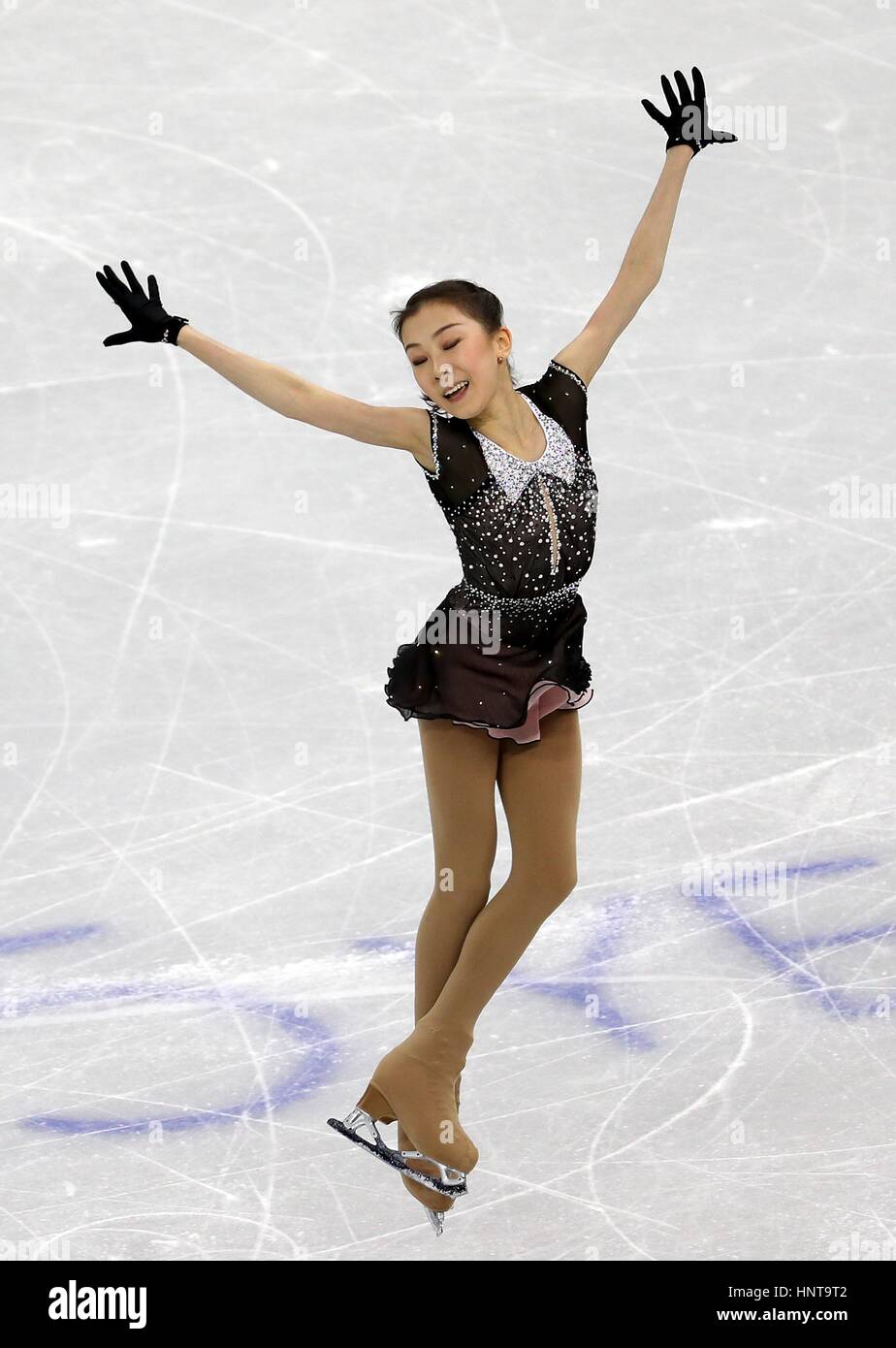 Elizabet Tursynbaeva del Kazakistan compete nel Signore breve programma durante l'ISU quattro continenti figura Skating Championships Evento di prova per PyeongChang 2018 Olimpiadi invernali a Gangneung Ice Arena Febbraio 16, 2017 in Gangneung, Corea del Sud. L'evento si svolge un anno prima dell'inizio del 2018 dei Giochi Olimpici Invernali di PyeongChang. (Jeon Han/Koreanet via Planetpix) Foto Stock