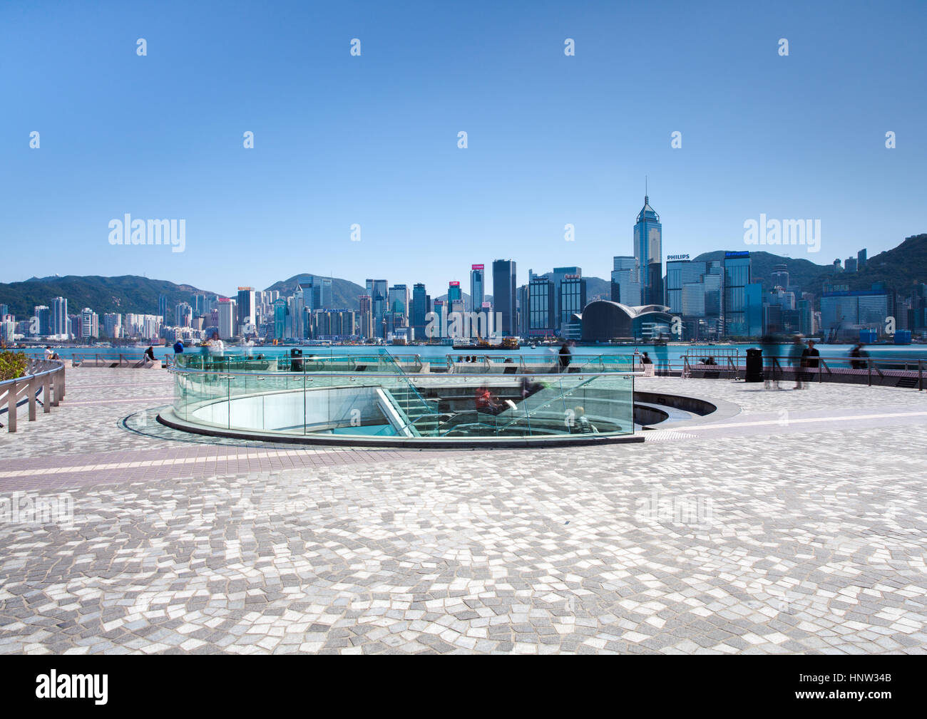 Hong Kong - febbraio 20: Tsim Sha Tsui Promenade su 20 Febbraio, 2014. Foto Stock