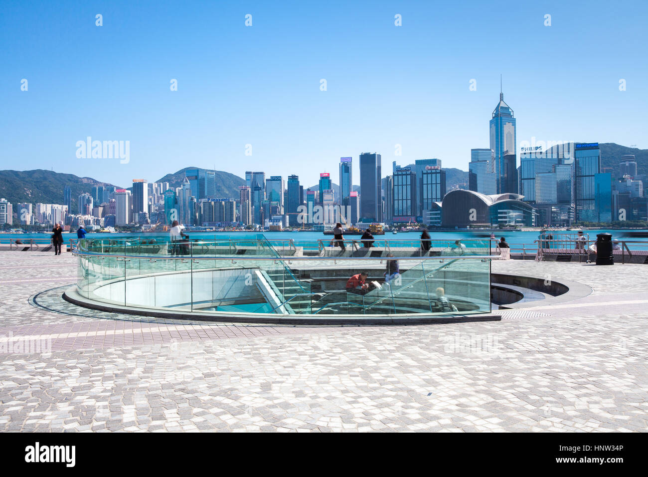 Hong Kong - febbraio 20: Tsim Sha Tsui Promenade su 20 Febbraio, 2014. Foto Stock