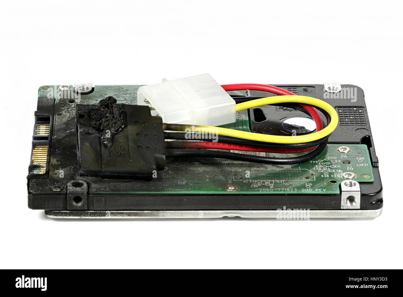Carbonizzati disco rigido isolato su sfondo bianco Foto Stock