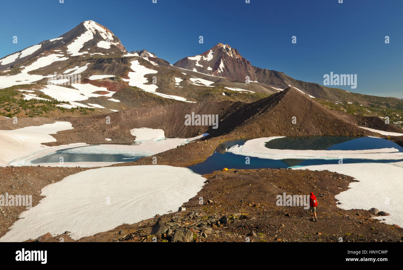 Backcountry Camping nei tre sorelle Wilderness Area al di fuori di curvatura Oregon Foto Stock