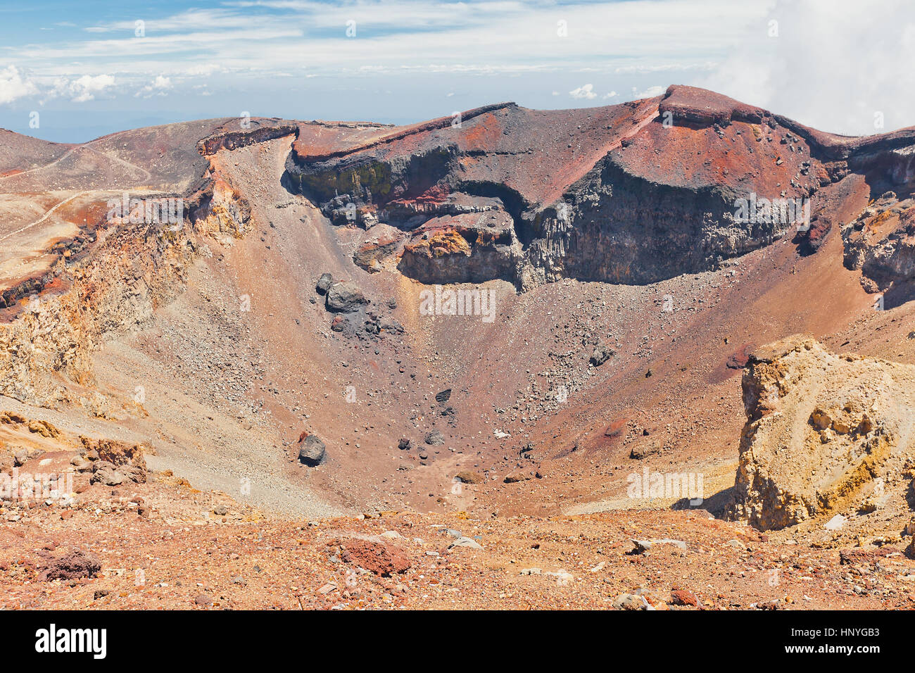 Sfiato vulcanica del mondo il famoso monte Fuji. Fuji è uno stratovulcano attivo, il monte più alto del Giappone a 3,776 m, uno dei tre santi montagne Foto Stock