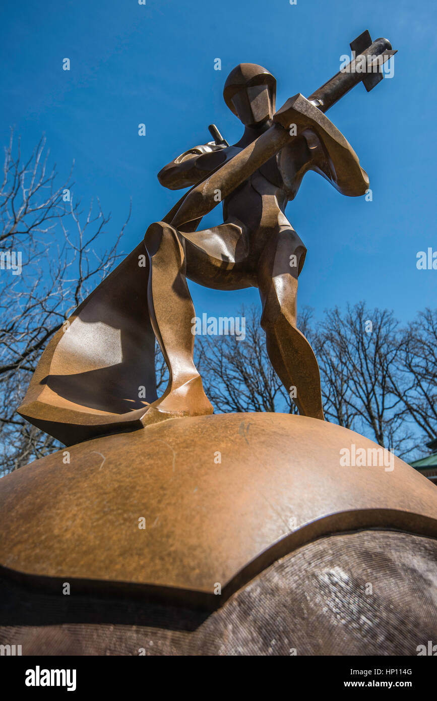 Artisti statue e sculture nel parco della contea. Storiche e moderne interpretazioni. Foto Stock