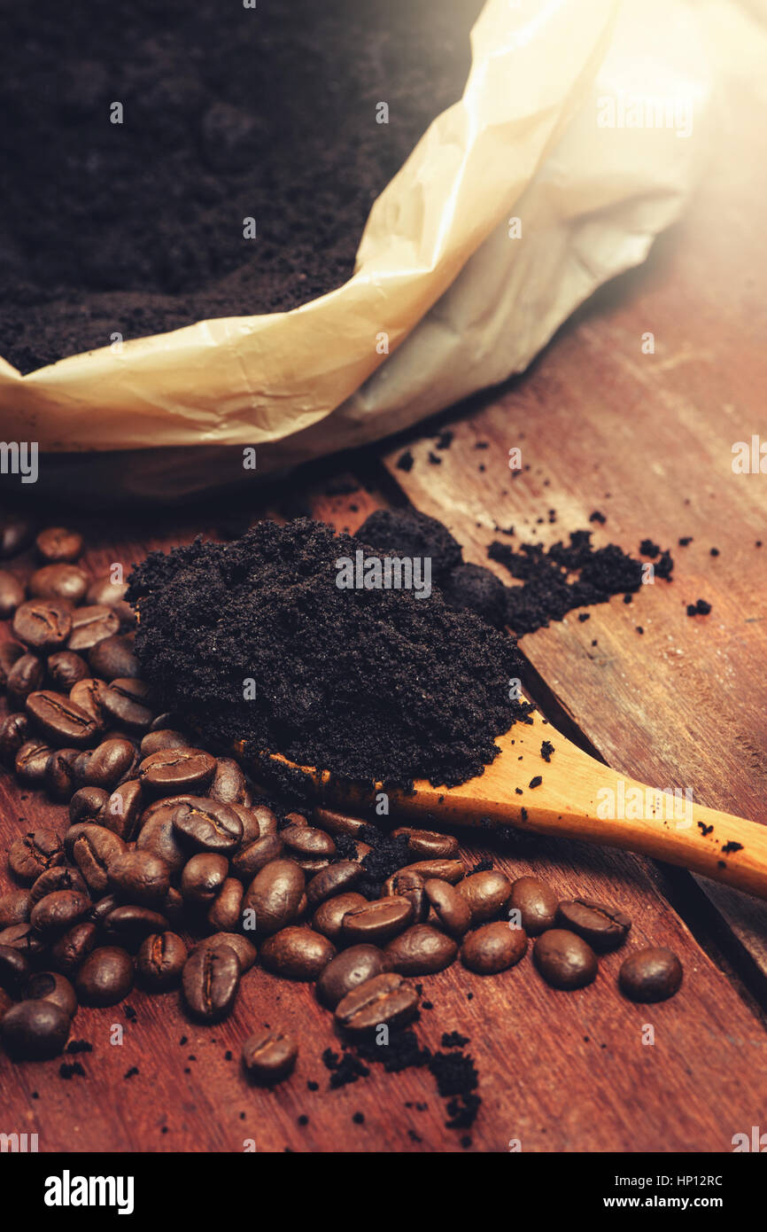 Caffè e caffè torrefatto in grani Foto Stock