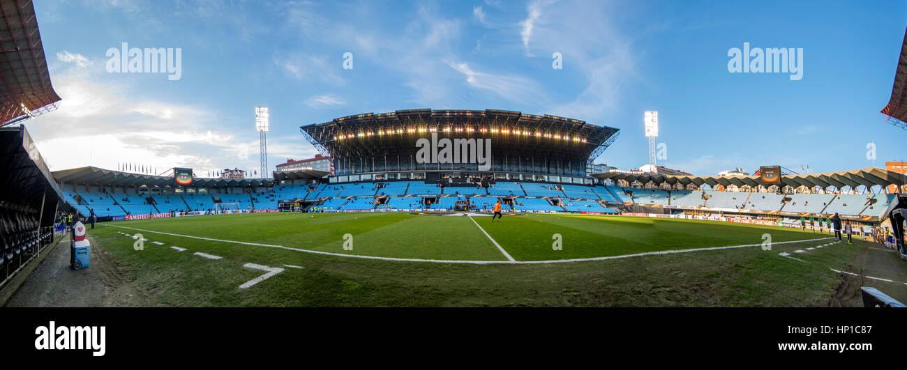 Vigo, Spagna. Il 16 febbraio, 2017. Panorama di Balaidos Stadium durante la partita di calcio della prima tappa del giro di 32 della UEFA Europa League 2016/2017 tra RC Celta de Vigo e FK Shajtar Donetsk a Balaidos Stadium il 16 febbraio 2017 a Vigo, Spagna. ©David Gato/Alamy Live News Foto Stock