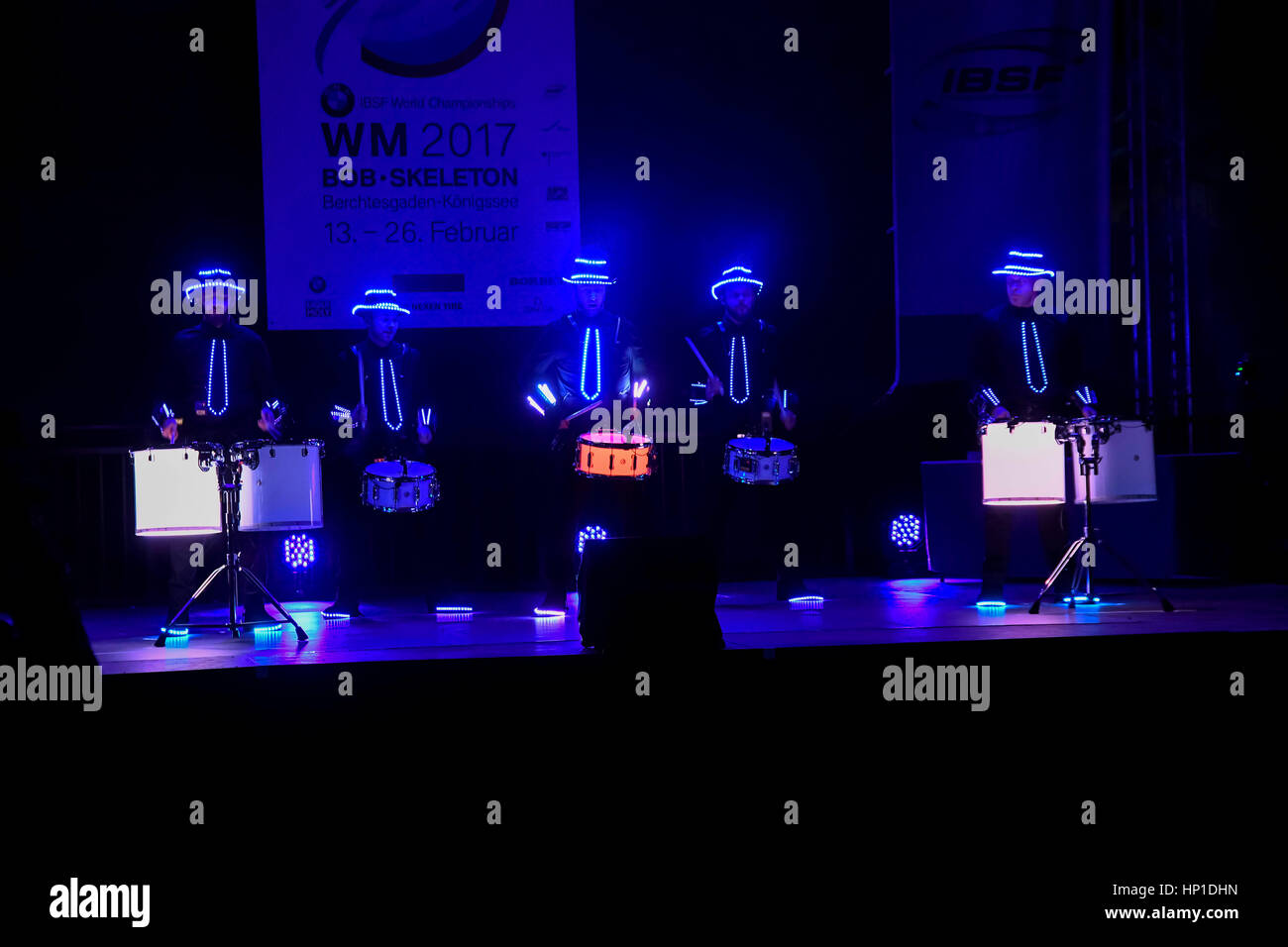 Berchtesgaden, Deutschland, Kurgarten, 16.02.2017, Bob und scheletro WM, tamburo Eröffnungsfeier Visualizza foto: Cronos/Diener Foto Stock
