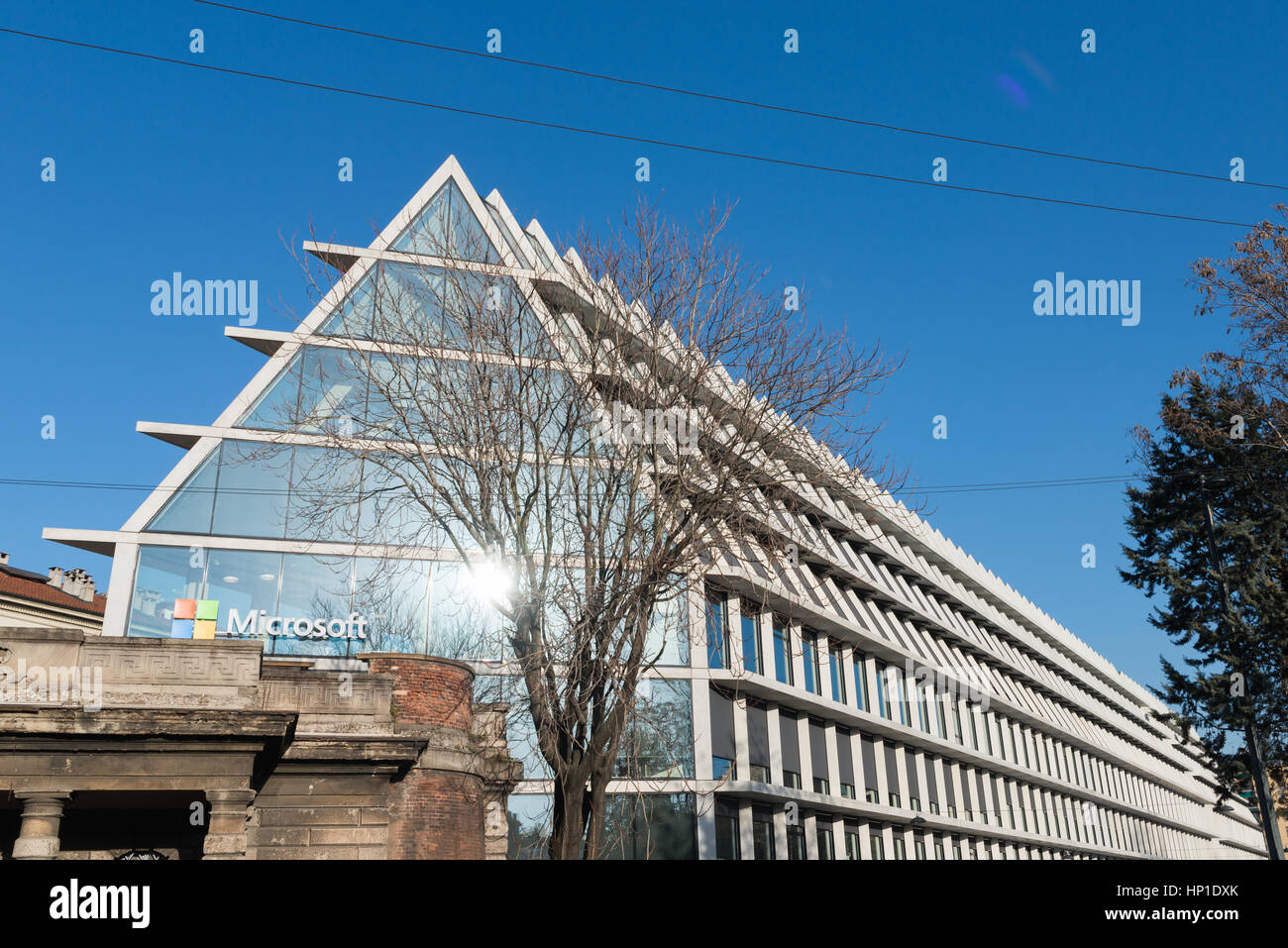 Microsoft milano immagini e fotografie stock ad alta risoluzione - Alamy