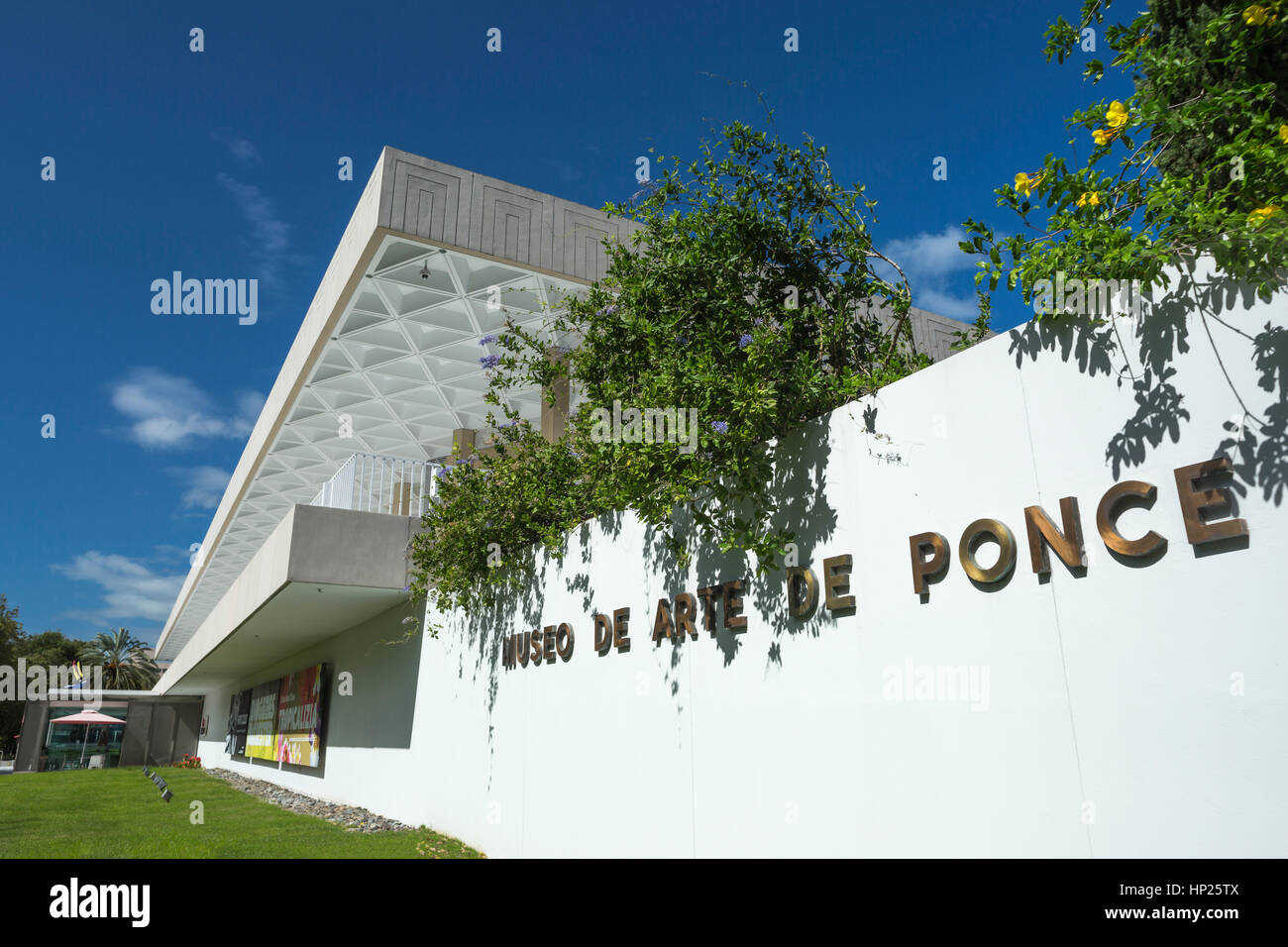 MUSEO DE ARTE DE PONCE (©EDWARD DURREL STONE 1965) AVENIDA LAS AMERICAS PONCE PUERTO RICO Foto Stock