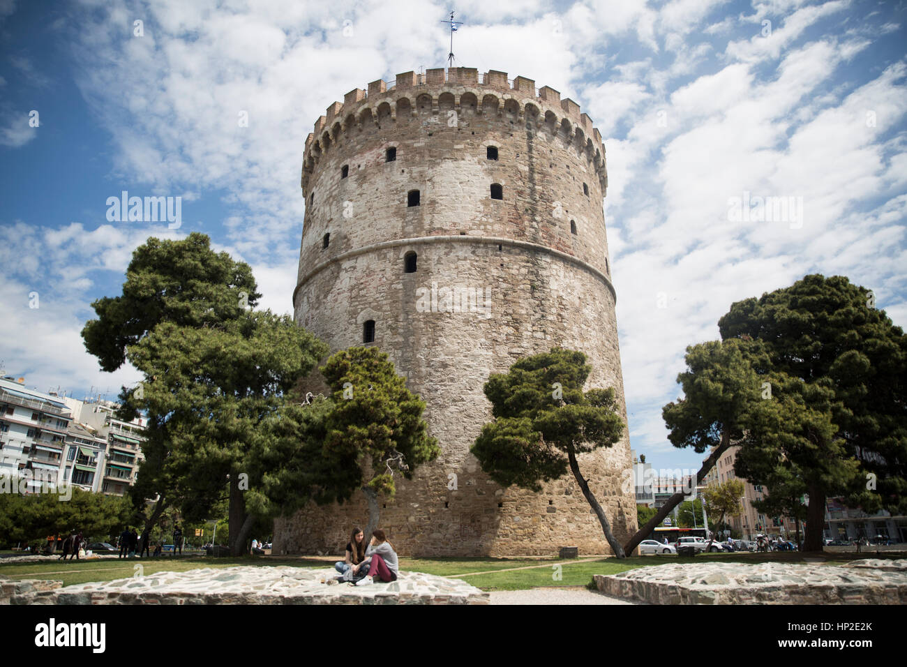 Salonicco, Grecia - 17 Maggio 2016: La Torre Bianca di Salonicco è un monumento e museo sul lungomare della città di Salonicco Foto Stock
