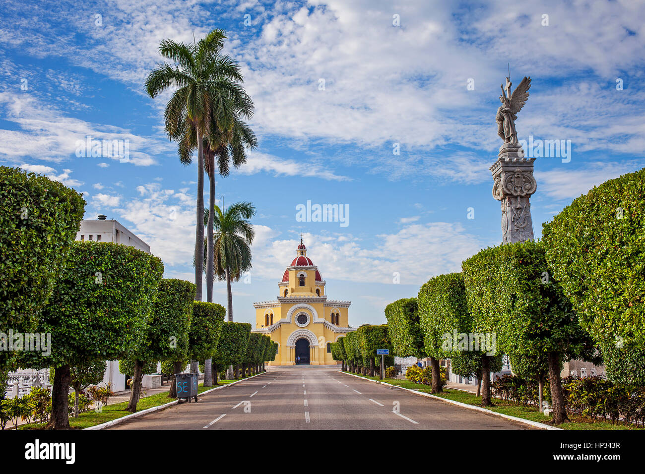 Cappella nel Cementerio Cristobal Colon, cimitero di Colon, La Habana, Cuba Foto Stock