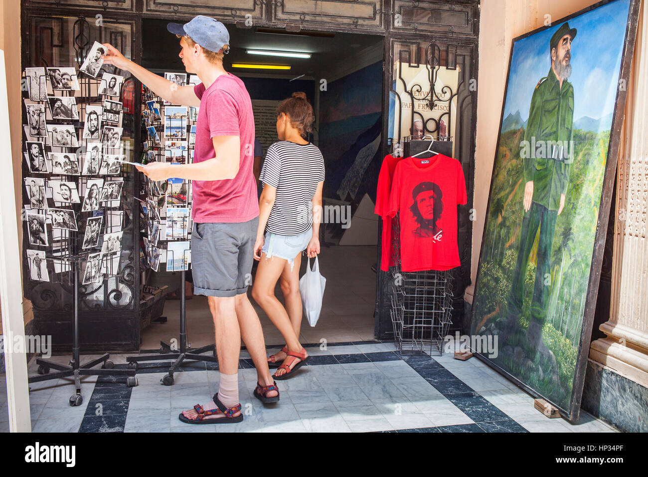 Negozio di souvenir, Habana Vieja district, La Habana, Cuba Foto Stock