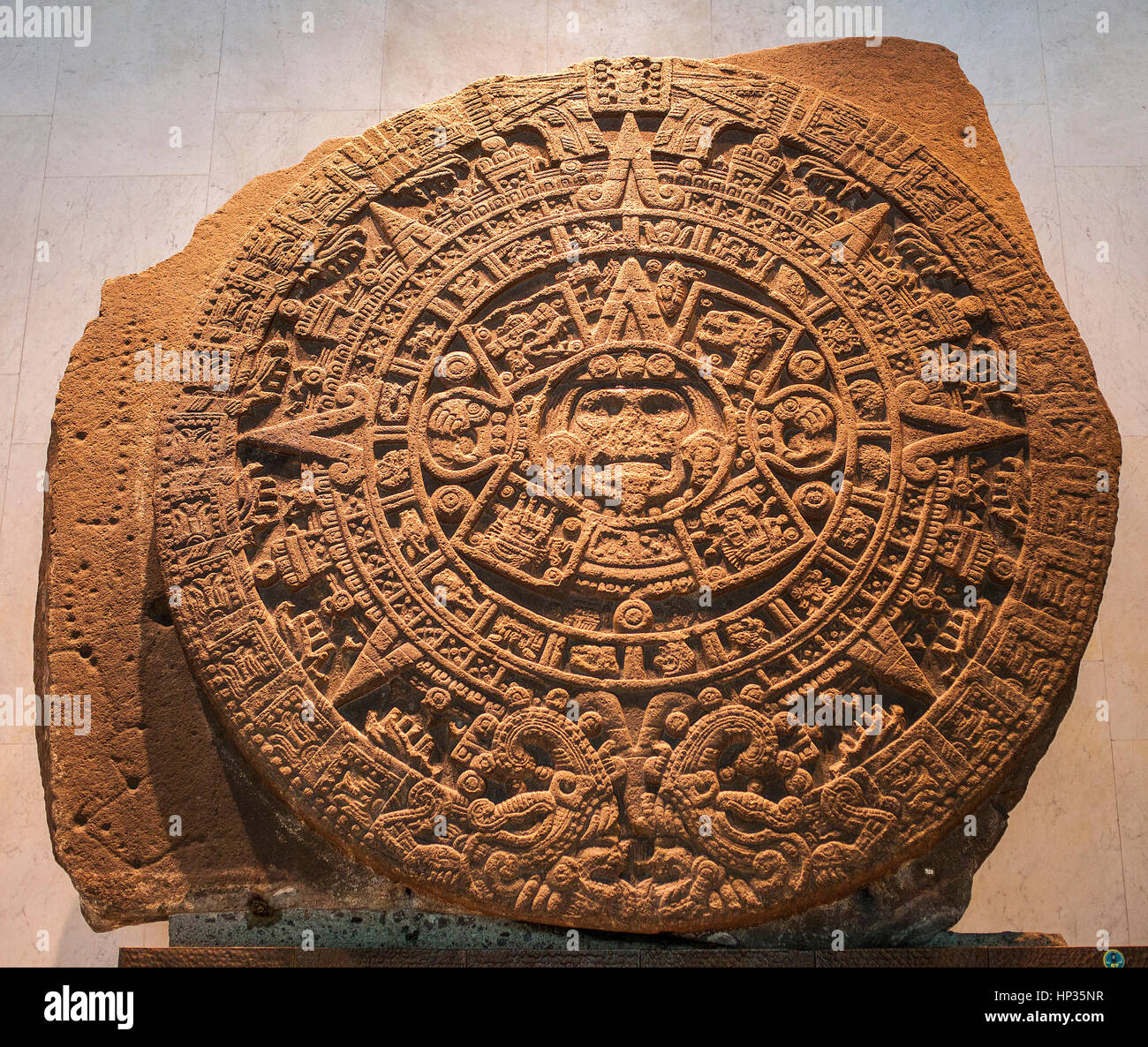 "Piedra del Sol' (Pietra del sole), civiltà azteca, Museo Nazionale di Antropologia. Città del Messico. Messico Foto Stock