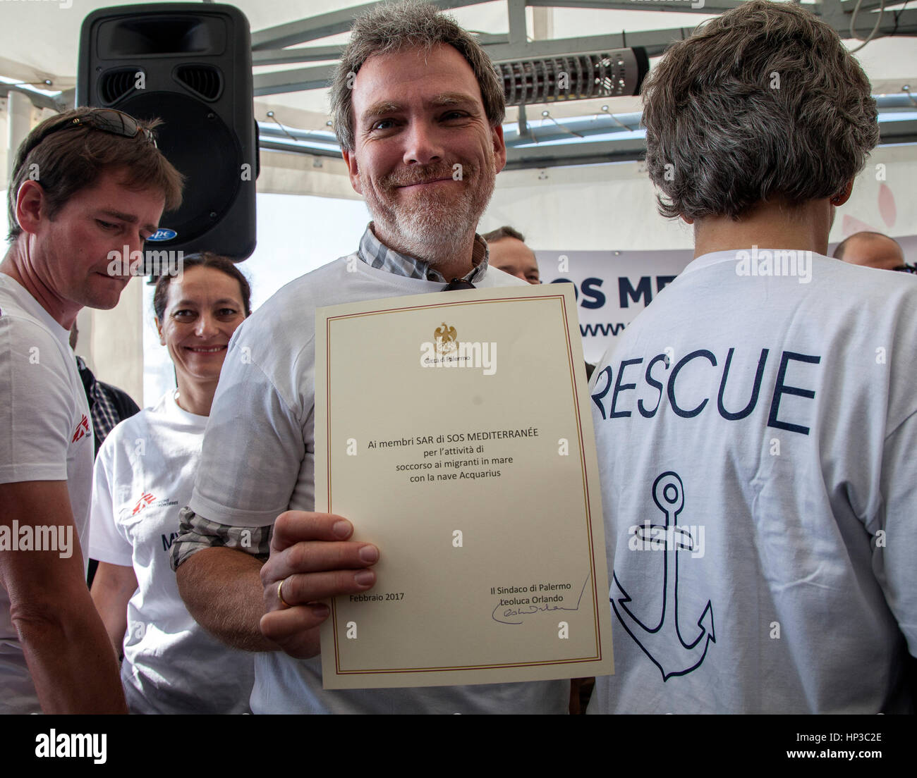 Porto di Palermo: Conferenza stampa sulla nave Aquarius di SOS Mediterranee. (Foto di Antonio Melita / Pacific Stampa) Foto Stock