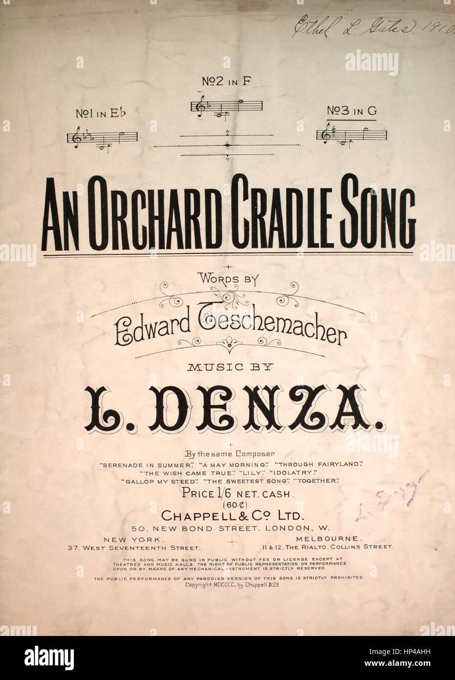 Foglio di musica immagine copertina della canzone 'un frutteto culla Song', con paternitã originale lettura delle note "parole di Edward Teschemacher musica MEDIANTE L' Denza, Regno Unito, 1900. L'editore è elencato come 'Chappell e Co., Ltd.", la forma della composizione è 'attraverso-composto', la strumentazione è 'pianoforte e voce", la prima riga indica 'Vai a dormire, piccolo cuore, nella tua culla sweet", e l'illustrazione artista è elencato come 'Nessuno'. Foto Stock