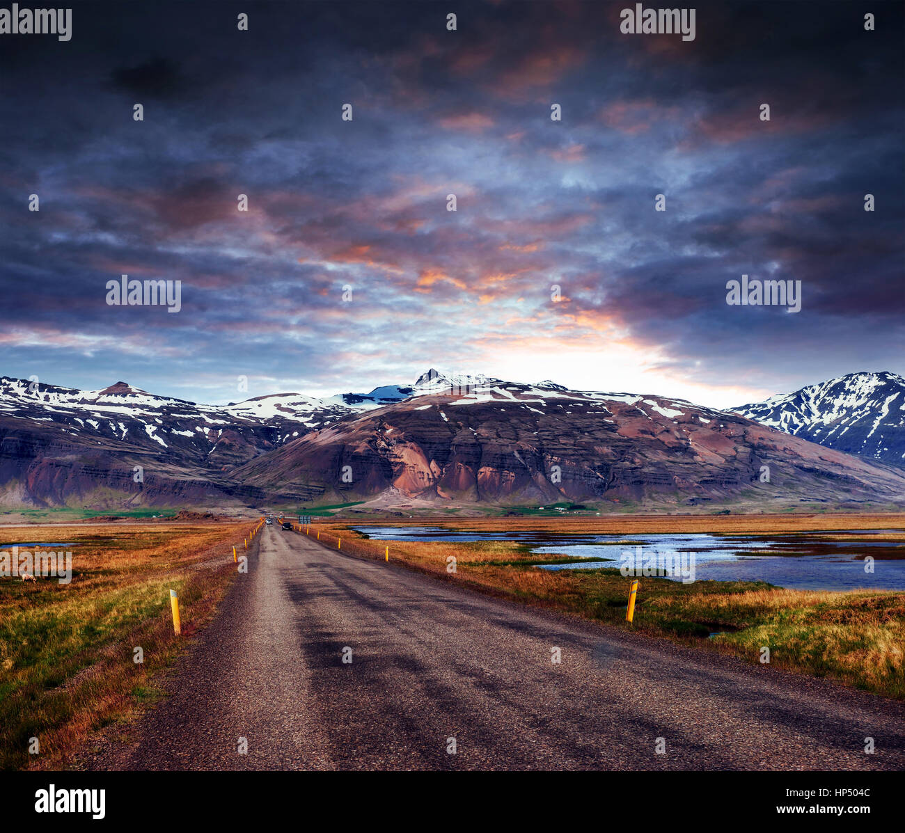 Scenic tramonto in Islanda. Bellezza affascinante del mondo Foto Stock
