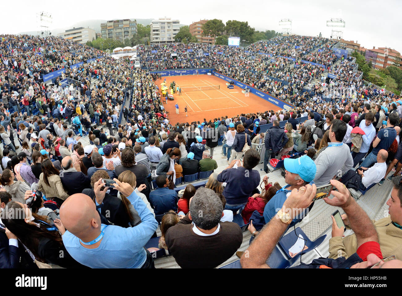 Barcellona - Apr 26: spettatori in ATP Barcelona Open Banc Sabadell Conde de Godo torneo su Aprile 26, 2015 a Barcellona, Spagna. Foto Stock