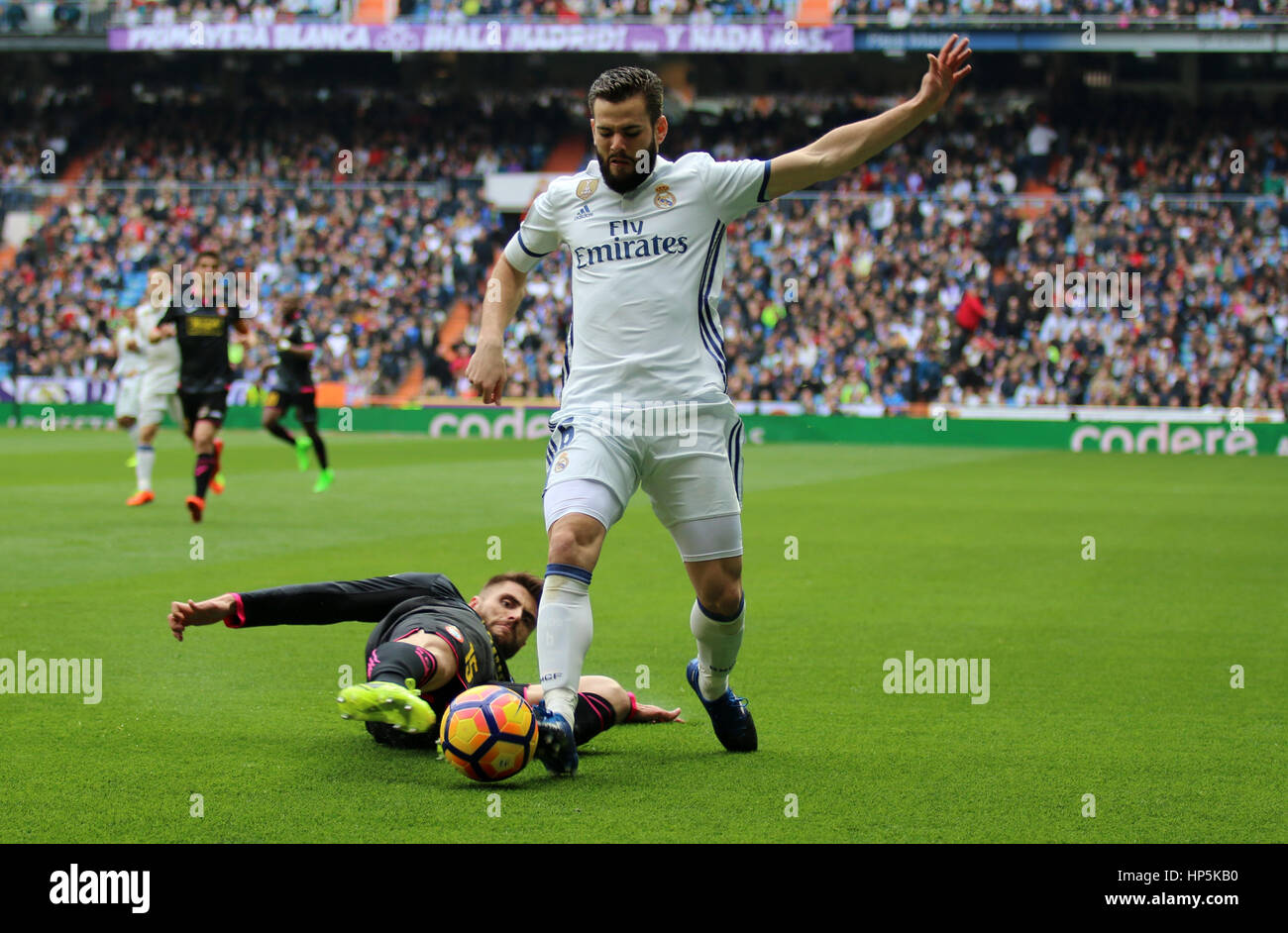 Madrid, Spagna. 18 Febbraio, 2017. Nacho. La Liga Santander match tra il Real Madrid e Espanyol. Santiago Bernabeu, Madrid, Spagna. Il 18 febbraio 2017. Credito: VWPics/Alamy Live News Foto Stock