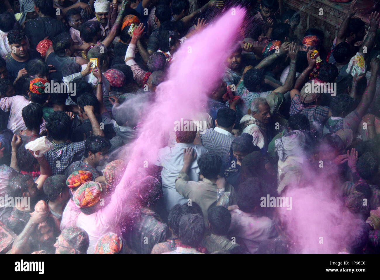 Holi celebrazioni in Vrindavan, India Foto Stock