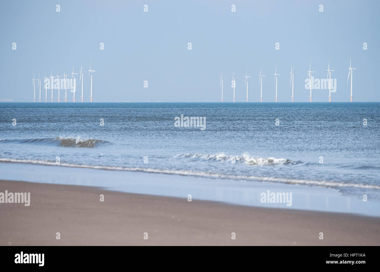 Redcar Wind Farm, off il Fiume Tees, Mare del Nord Foto Stock