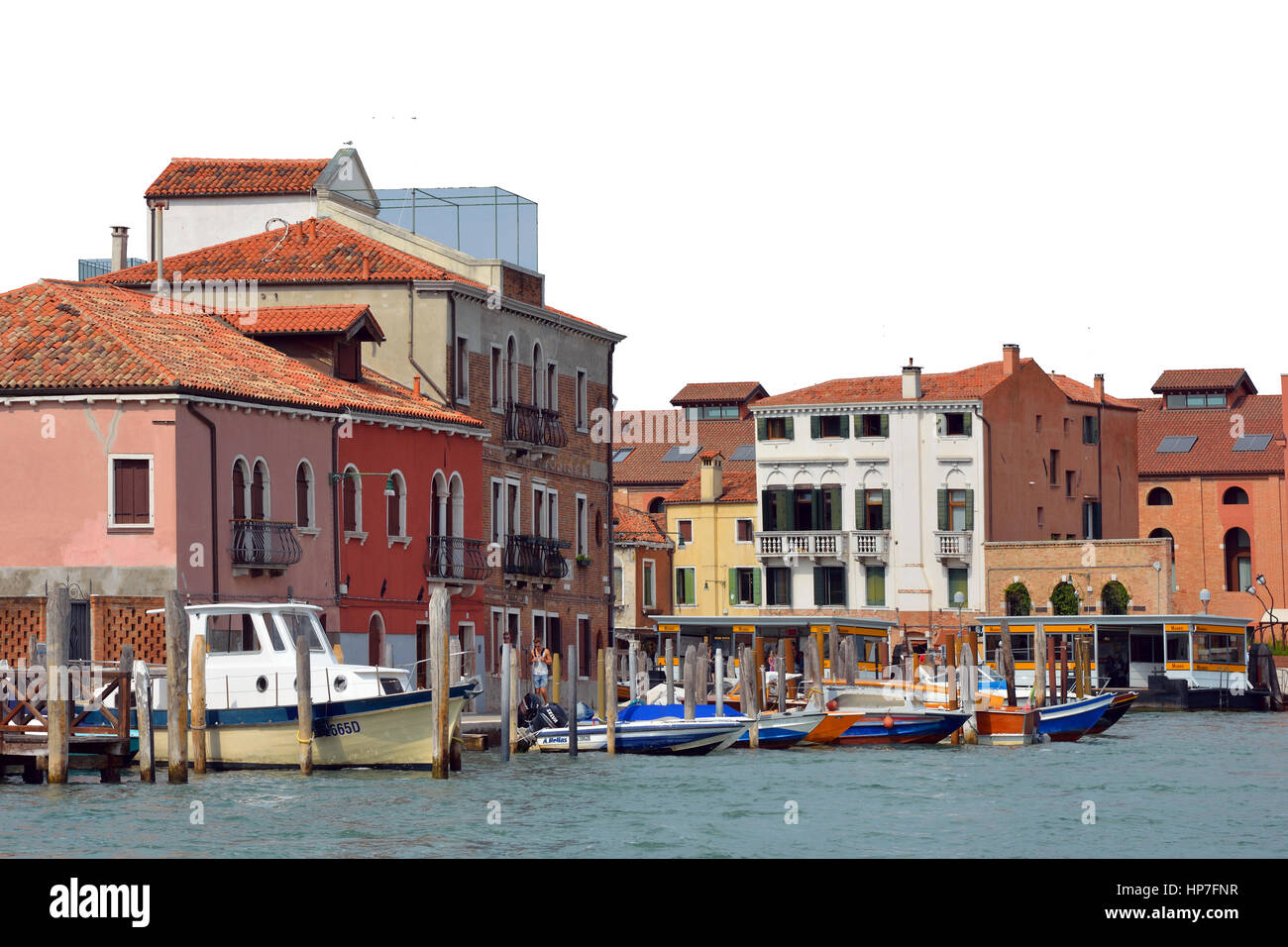 Isola di Murano nella laguna di Venezia con vista sul Canale di San Donato in Italia. Foto Stock