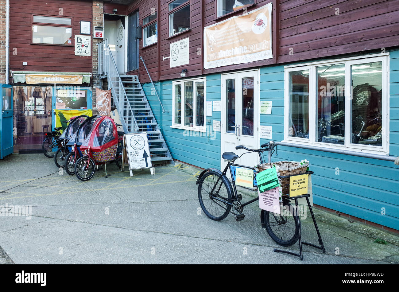 Cargo Moto in vendita presso la Dutch Bike Center in Mill Road Cambridge Foto Stock