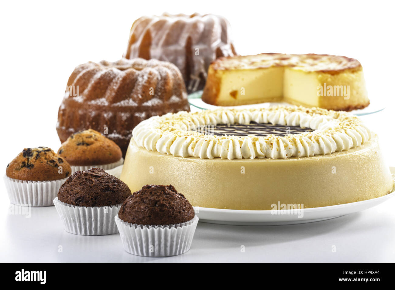 Verschiedene kuchen, torte und muffin Foto Stock