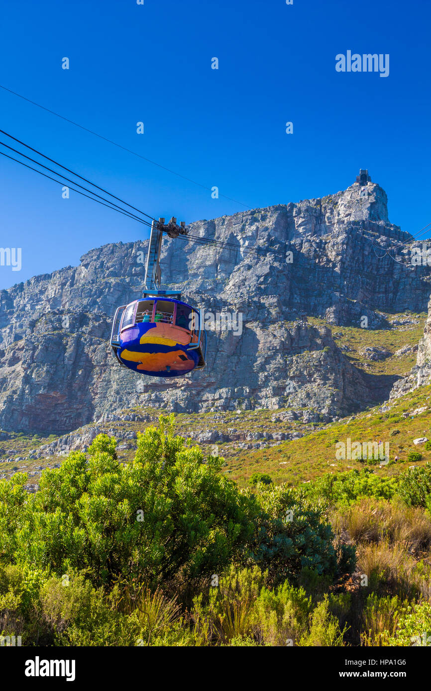 Via cavo fino a Table Mountain e Cape Town, Sud Africa Foto Stock