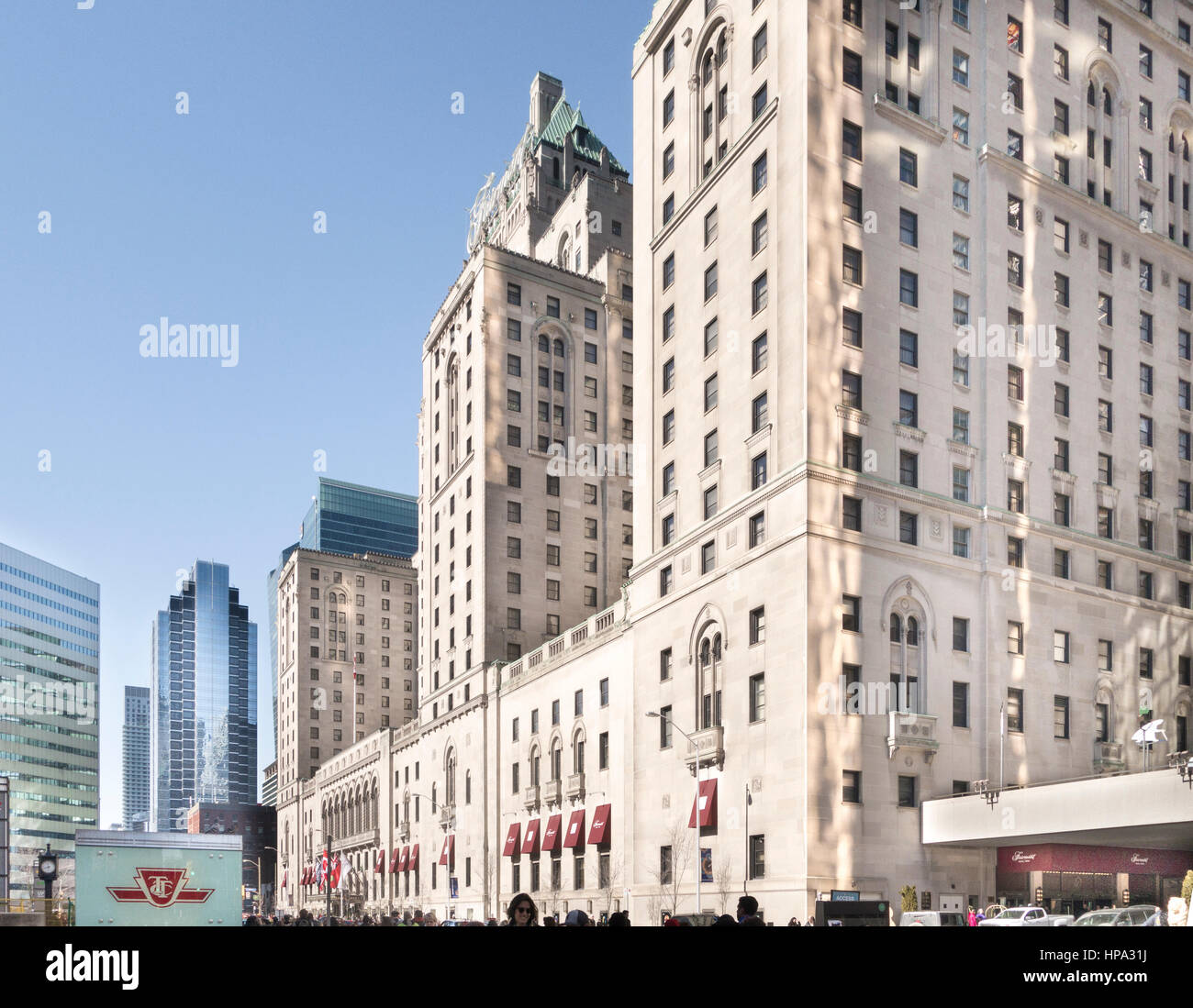 Fairmont Royal York Hotel su Front Street a Toronto, Ontario Canada Foto Stock