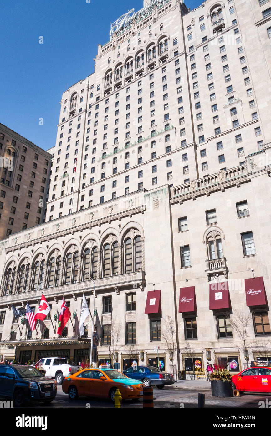 Fairmont Royal York Hotel su Front Street a Toronto, Ontario Canada Foto Stock